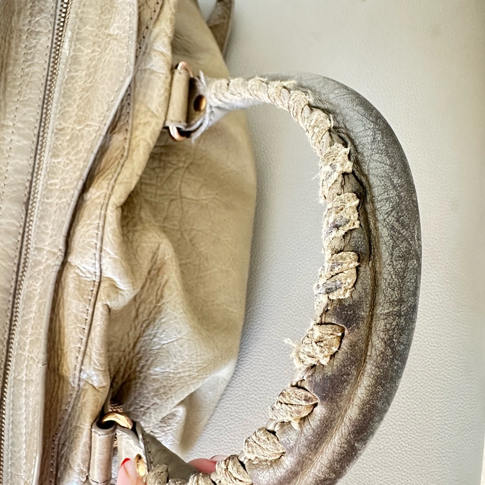 Authentic Balenciaga City Bag Beige Studded - Picture 13 of 15